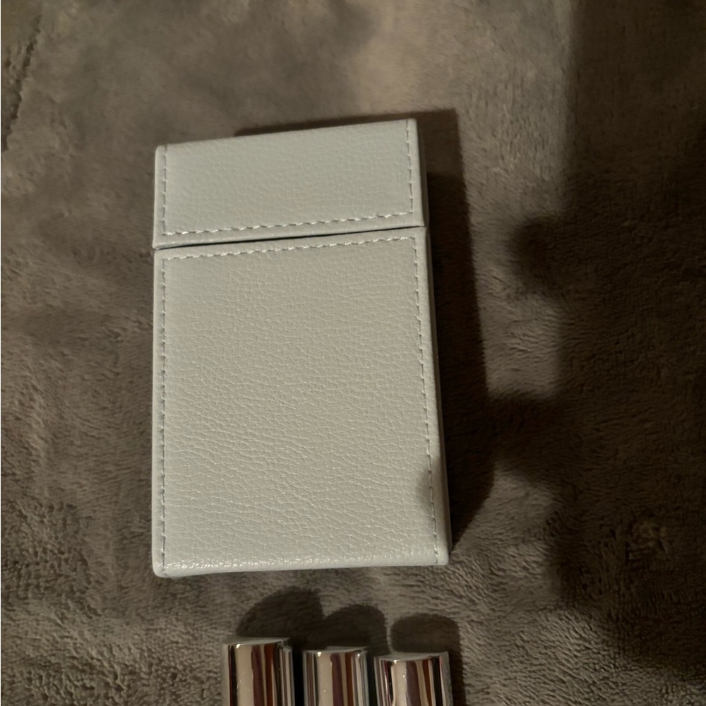 Saks Fifth Avenue White Travel Spray Set - Picture 3 of 5